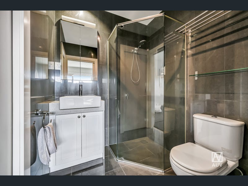 2/51 Coorigil Road, Carnegie - Thumbnail 7