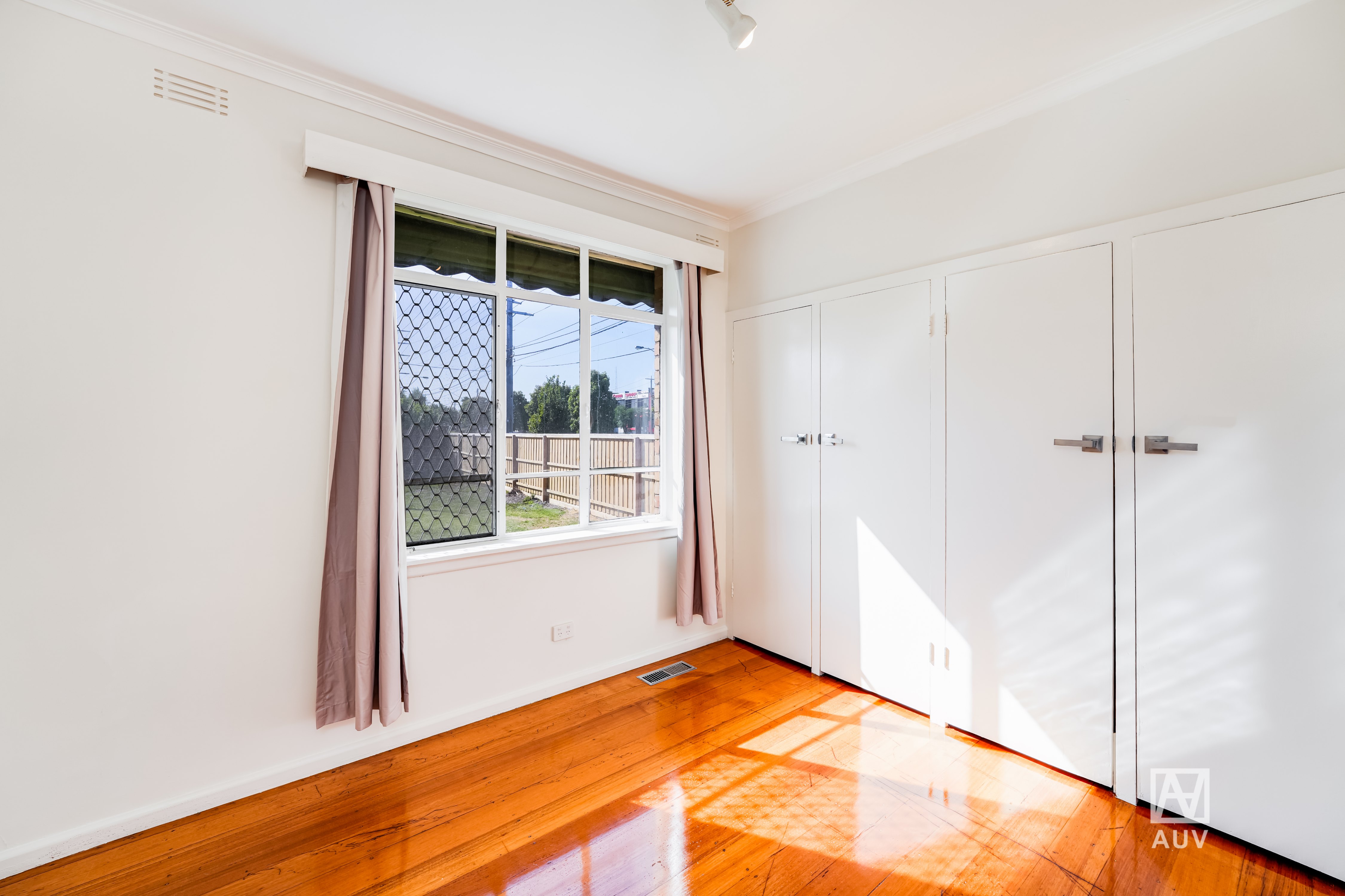 2 Martin Court, Bentleigh East - Thumbnail 6
