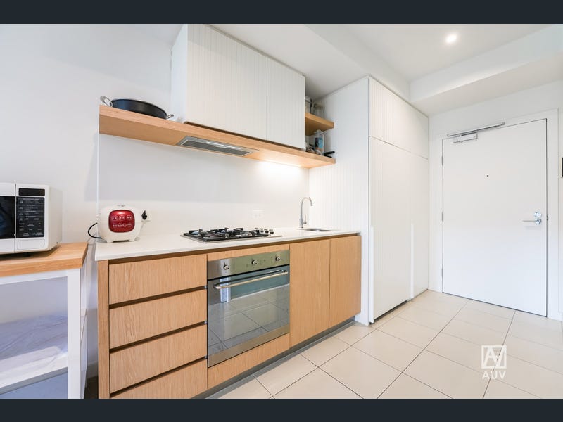 211/11 Bond St, Caulfield North - Thumbnail 4