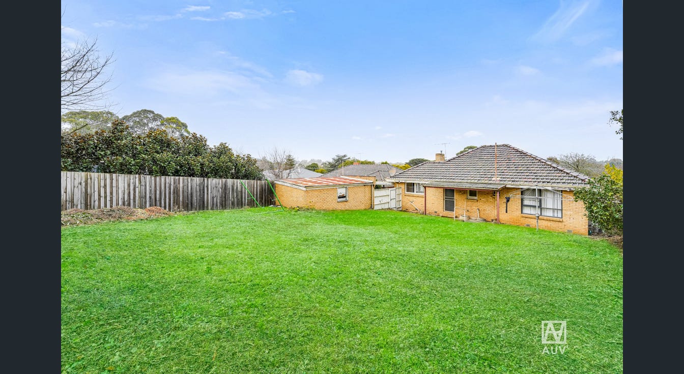 43 Stocks Road, Mount Waverley - Thumbnail 8