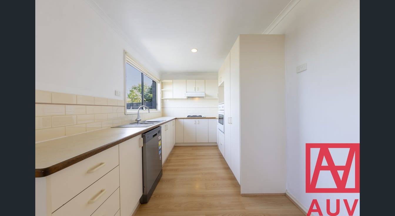 12/8 Monteith Crescent, Endeavour Hills - Thumbnail 4