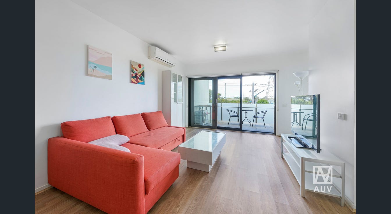 1244 Centre Road, Clayton South - Thumbnail 4