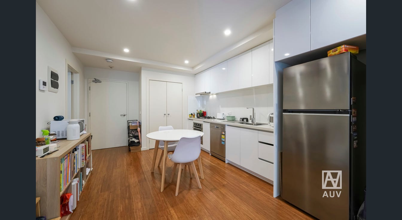 4/519-521 High Street Road, Mount Waverley - Thumbnail 2