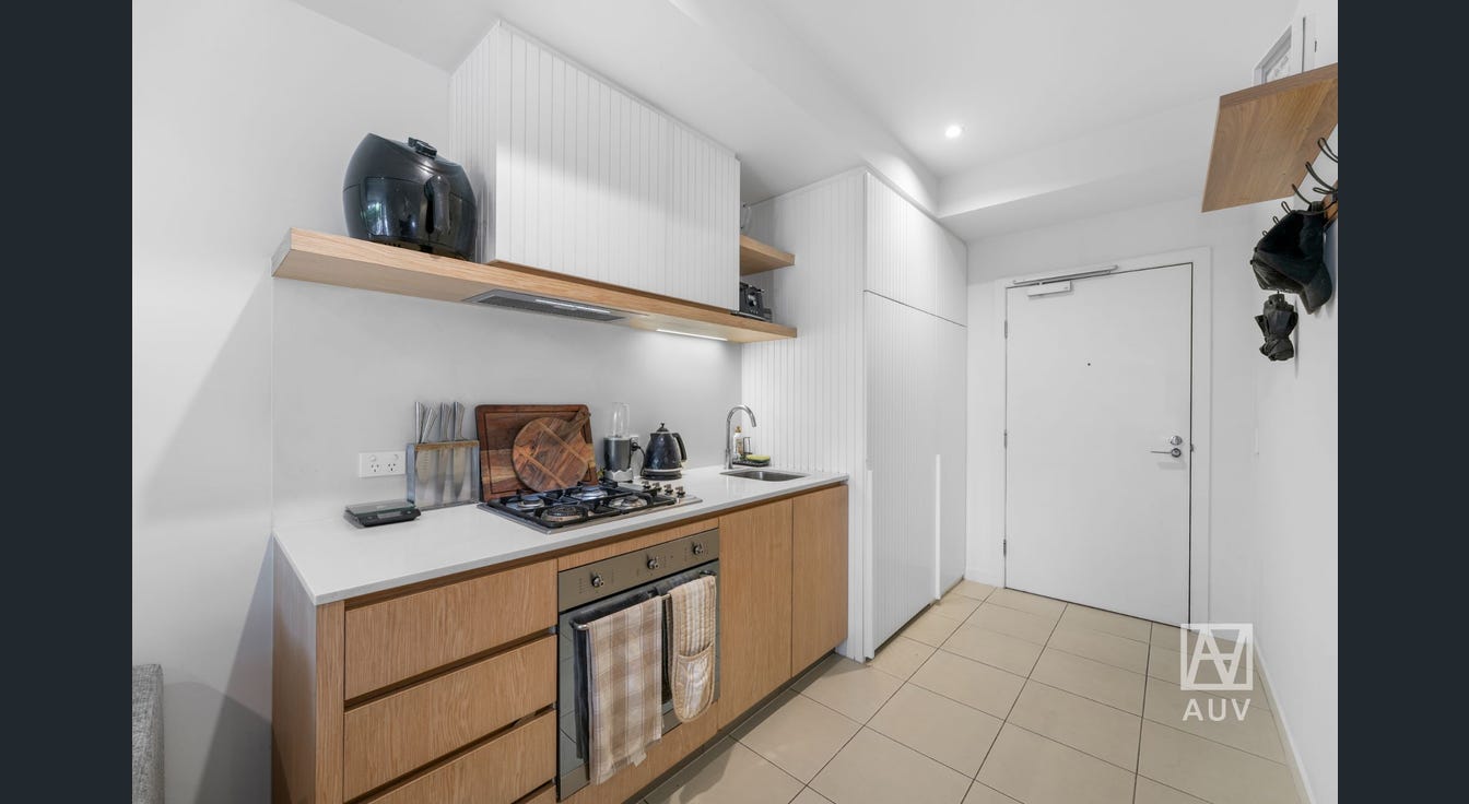 G08/8 Station Street, Caulfield North - Thumbnail 3