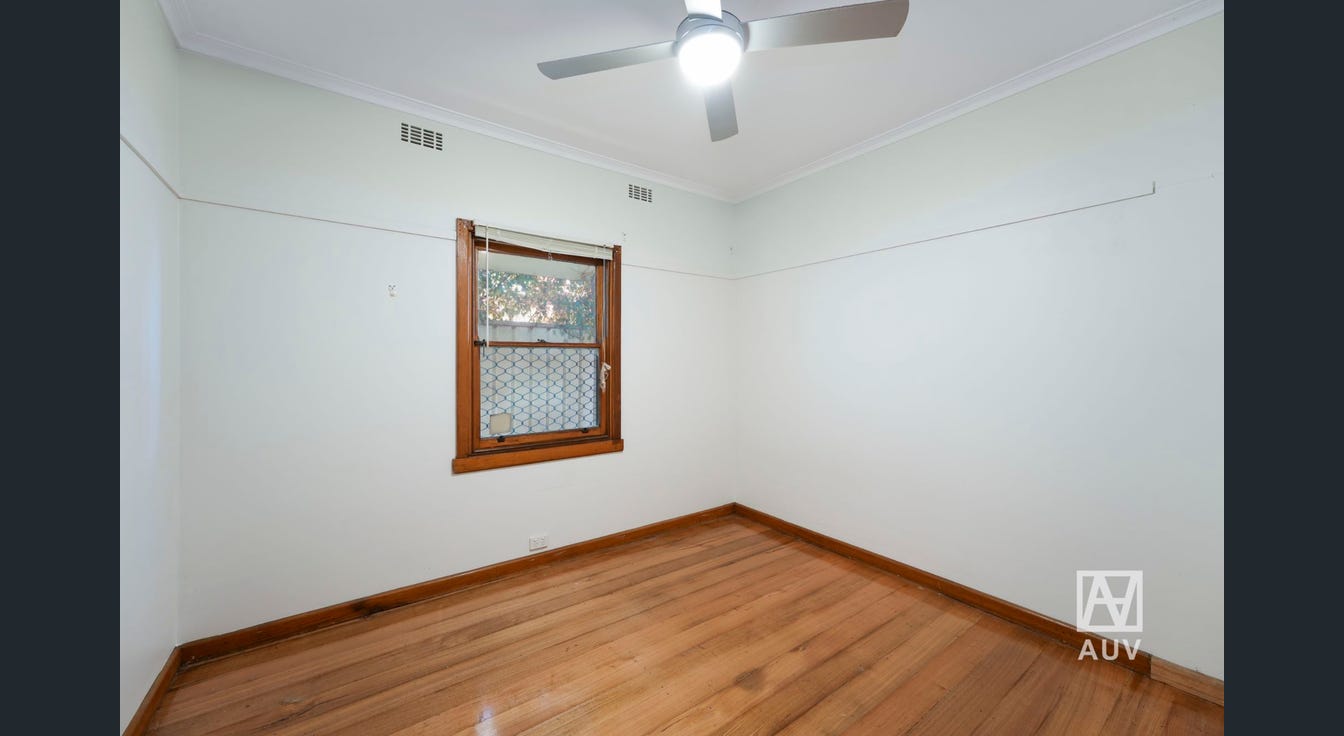 1427 Centre Road, Clayton - Thumbnail 7