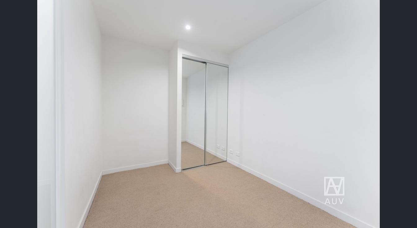 203/15 Bond St, Caulfield North - Thumbnail 3