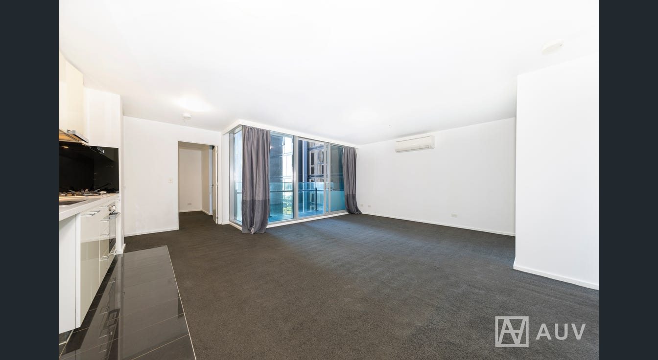 3407/241 City Road, Southbank - Image 1