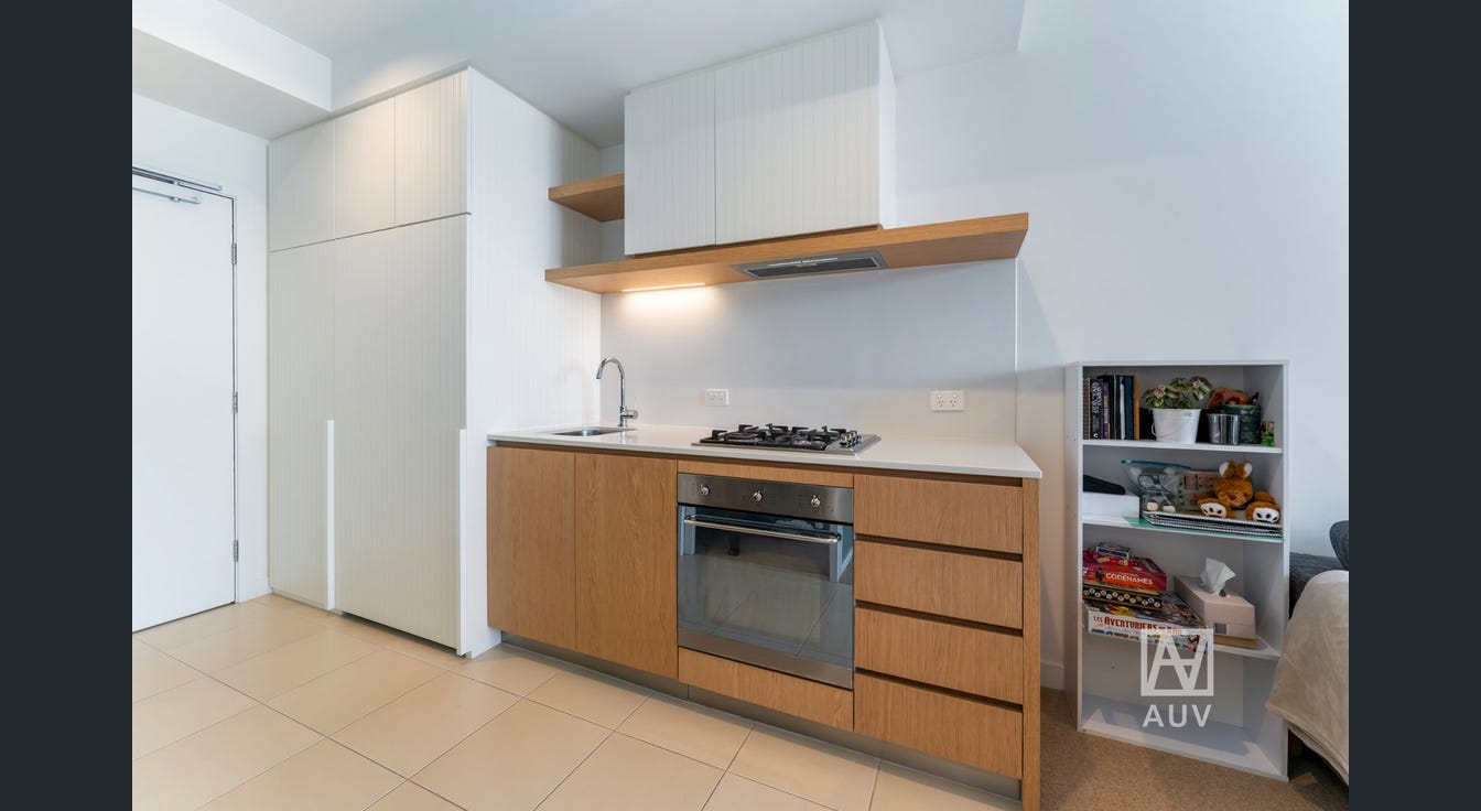 201/56 Kambrook Road, Caulfield North - Thumbnail 4