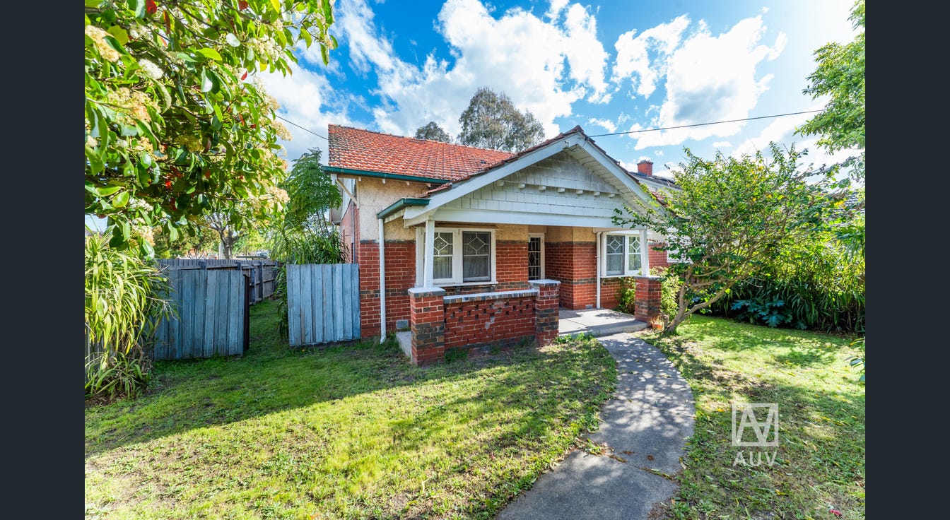 138 Kangaroo Road, Hughesdale - Thumbnail 2