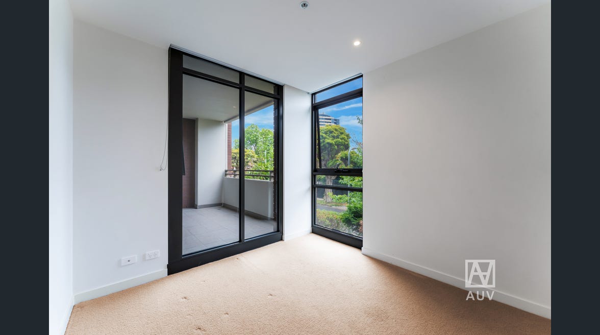 136/11 Bond Street, Caulfield North - Thumbnail 4