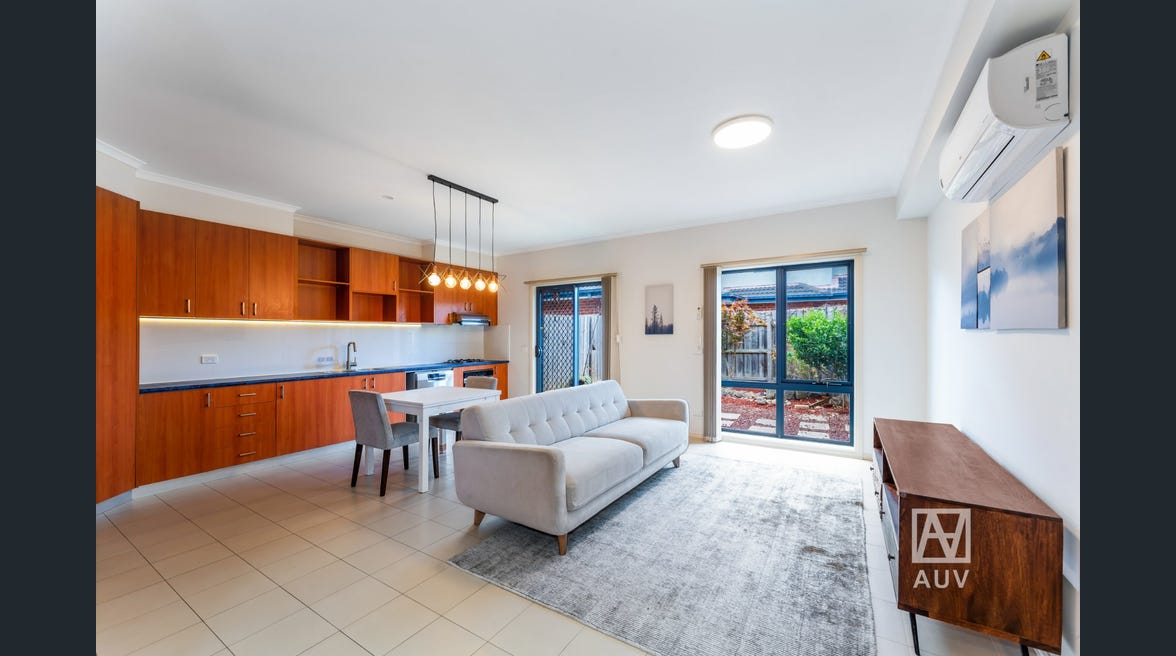 1/52 Stockdale Ave, Clayton - Image 1