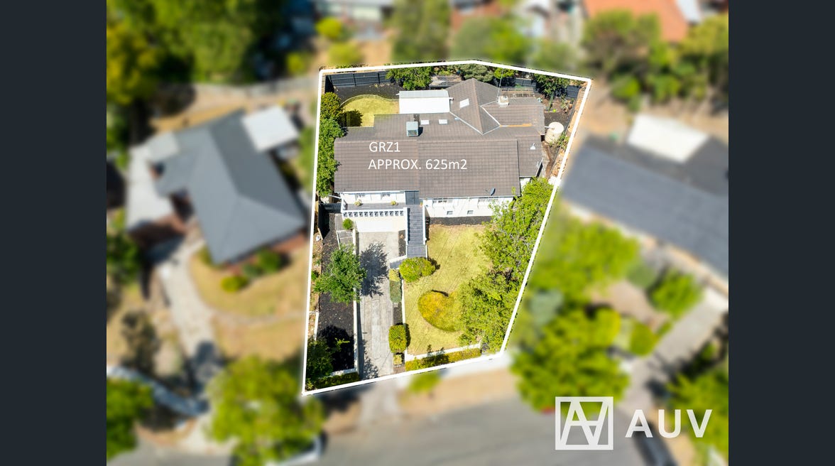 67 Lorraine Drive, Burwood East - Thumbnail 3
