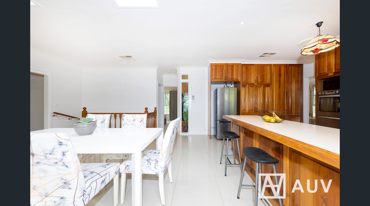 67 Lorraine Drive, Burwood East - Thumbnail 8