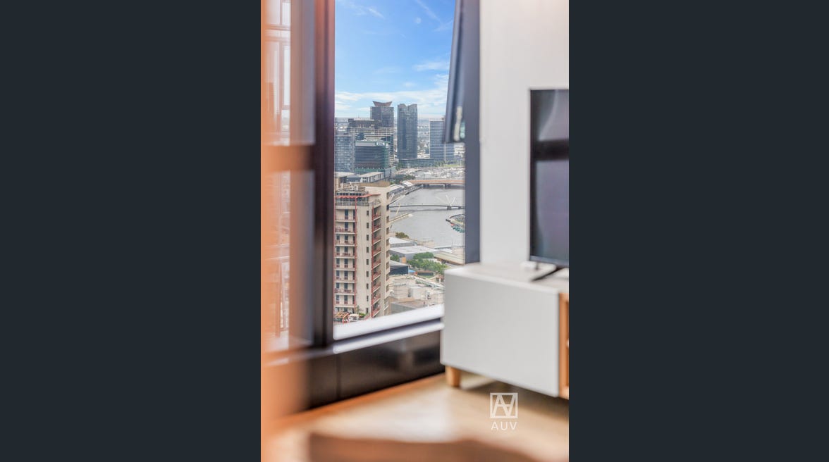 3415/70 Southbank Boulevard, Southbank - Thumbnail 4