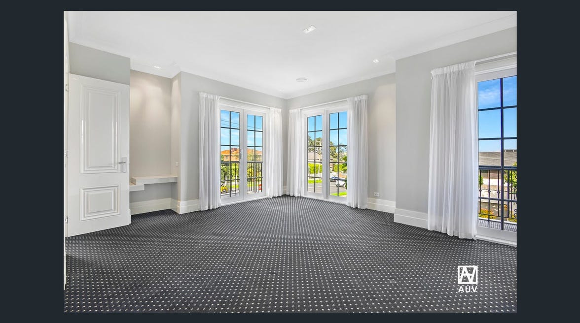 215 Belmore Road, Balwyn North - Thumbnail 4