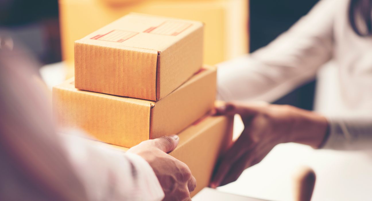 Delivery vs Shipping, Apa Bedanya dalam Dunia Logistik?