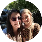 A picture of two girls taking a selfie.