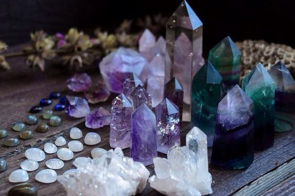 Hướng dẫn chọn đá thạch anh phù hợp với bản thân