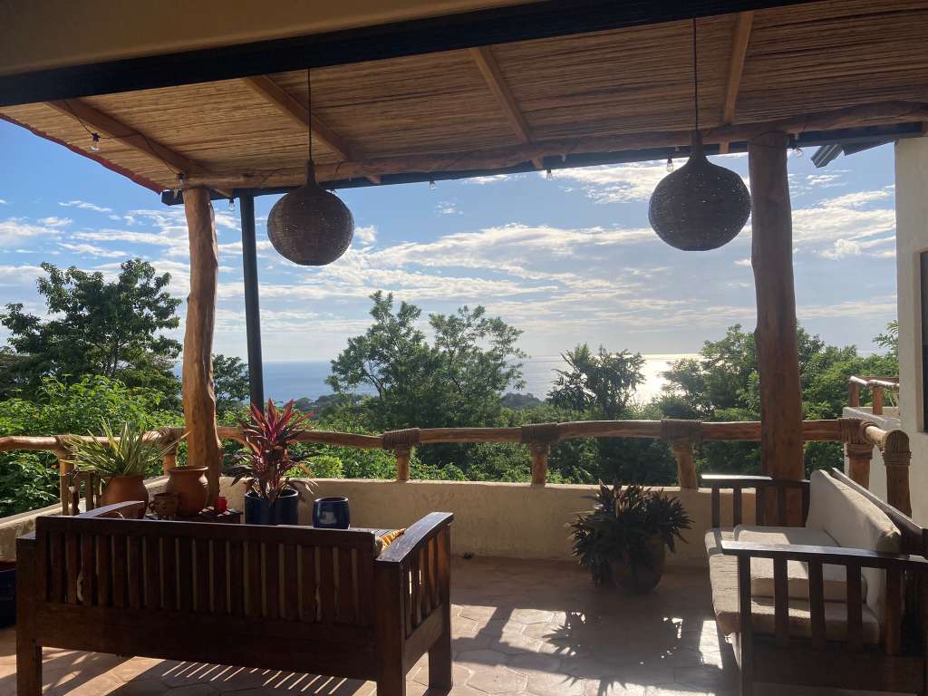 Modern 2BR Coastal Home Just 4 Minutes from Playa Maderas – Your Perfect Surf & Relax Getaway