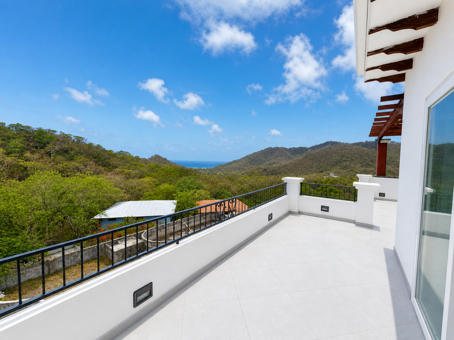 Penthouse Apartments – Ocean View Living at Congo Hills Residence, Playa Remanso