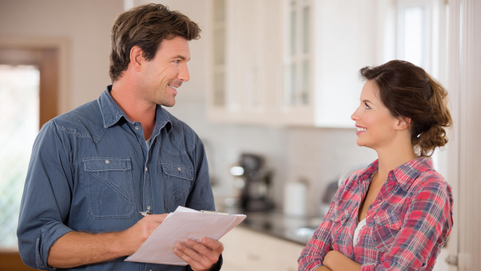 a man giving an estimate