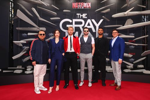 Ryan Gosling, Chris Evans und Ana de Armas bei The Gray Man Screening in Berlin