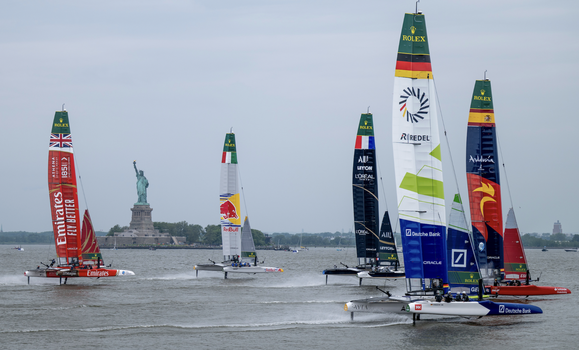 New York zeigt Kontraste: Deutschland segelt aus dem Minus, Spanien auf das Event-Podium