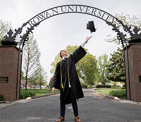 The multi-year collaboration with instructional design firm iDesign will enhance Rowan University’s online course quality, clarity and accessibility for working and adult students - Image courtesy of Rowan Blog / Rowan University — rowanblog.com