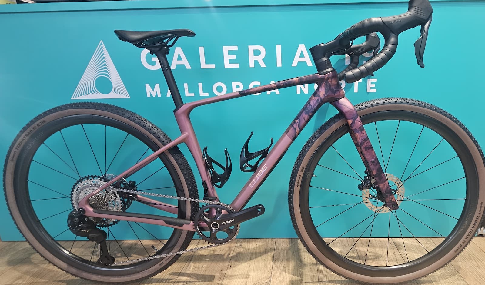 CUBE Gravel Carbon - NUROAD C:62 EX - 2026 - shiftblush / art