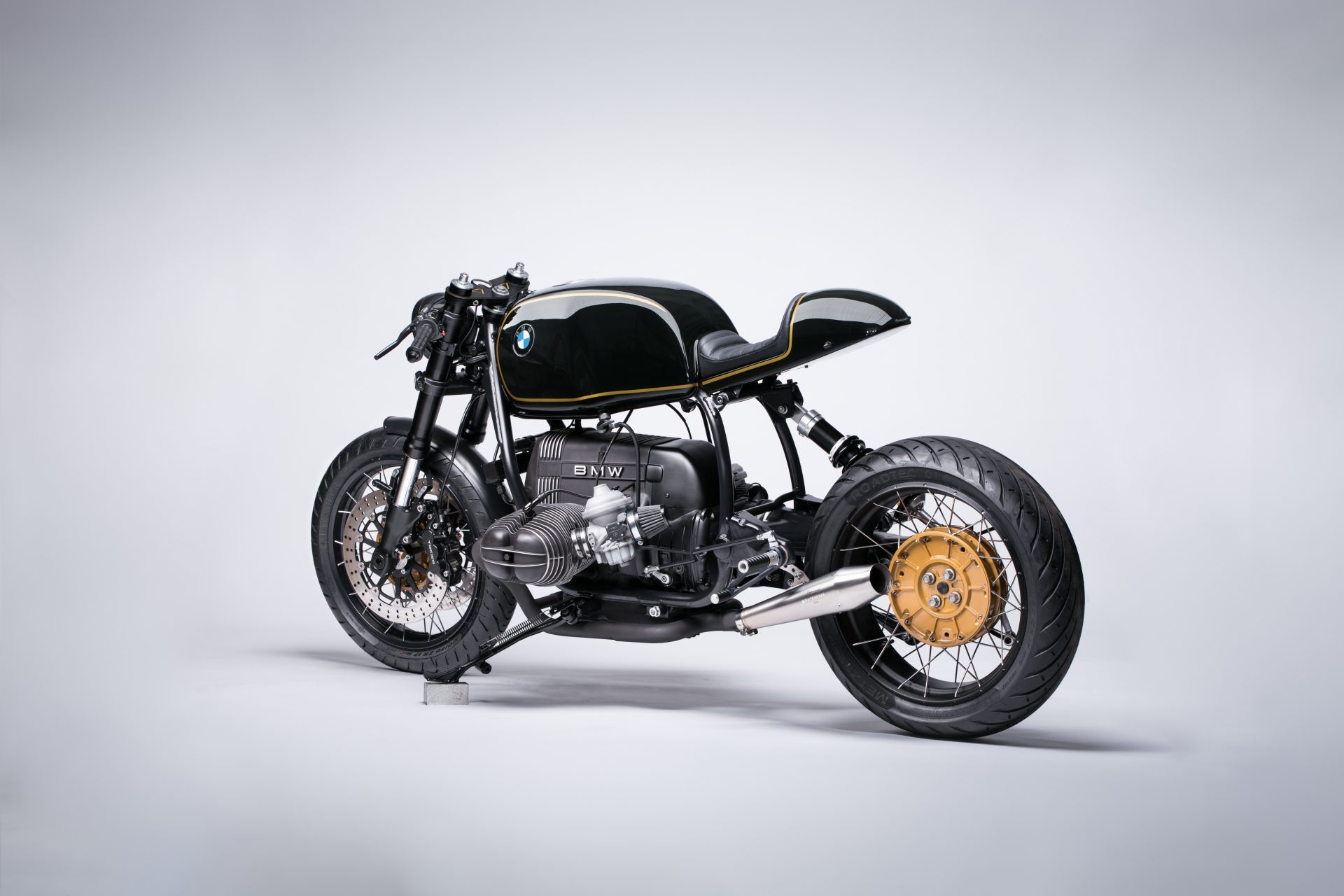 Diamond Atelier BMW Airhead custom motorcycle