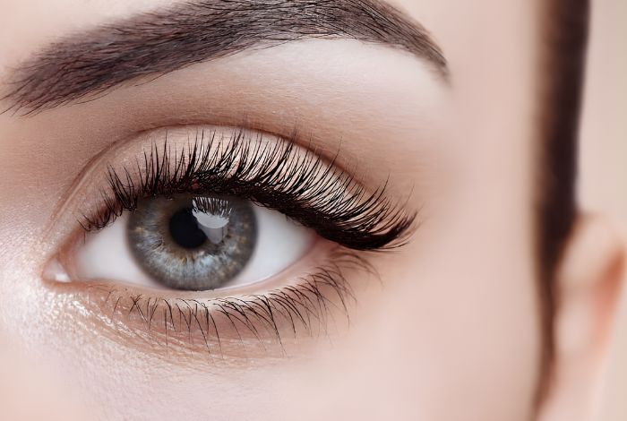 lash enhancement-eyeliner-deco-de-mode-salon