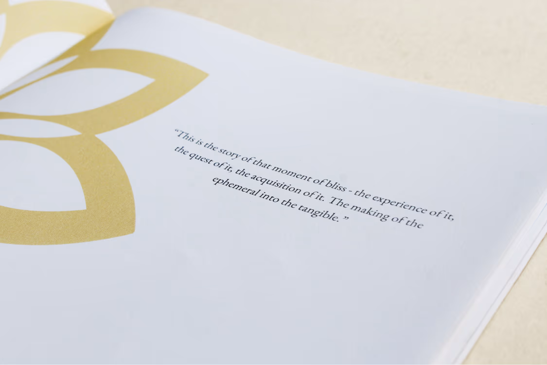 intro page with main quote about the house