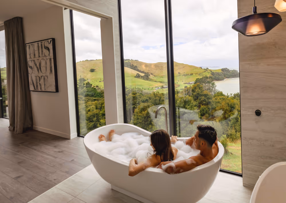 An oversized bathtub for a couple at Omana Luxury Villa
