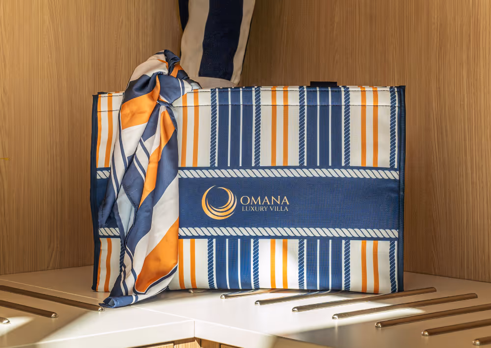 Omana guests can use a beach bag