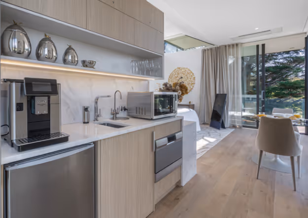 Villa Serenity's kitchenette
