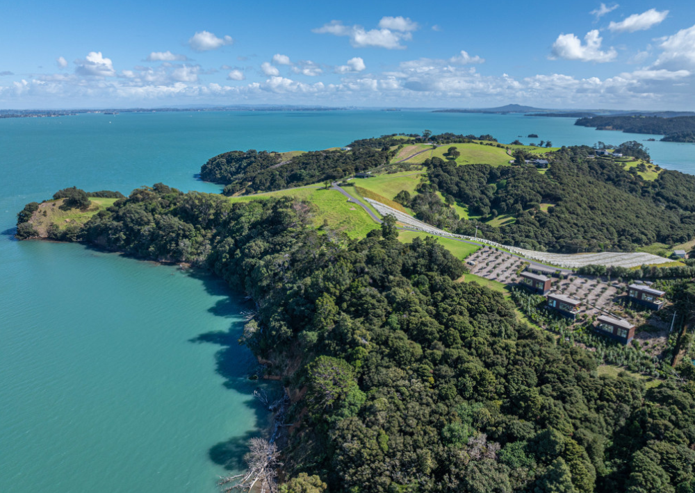 Eco-luxury retreat on Waiheke Island, Auckland