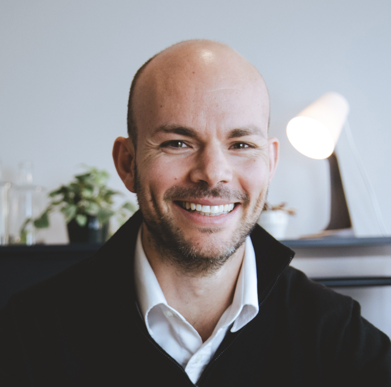 Julian Leitner, Gründer von Smart Host