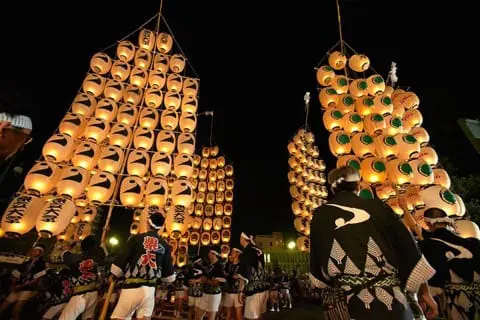 Akita Kanto Festival 2025: Witness a Parade of 10,000 Lanterns - Japan  Travel Guide MATCHA