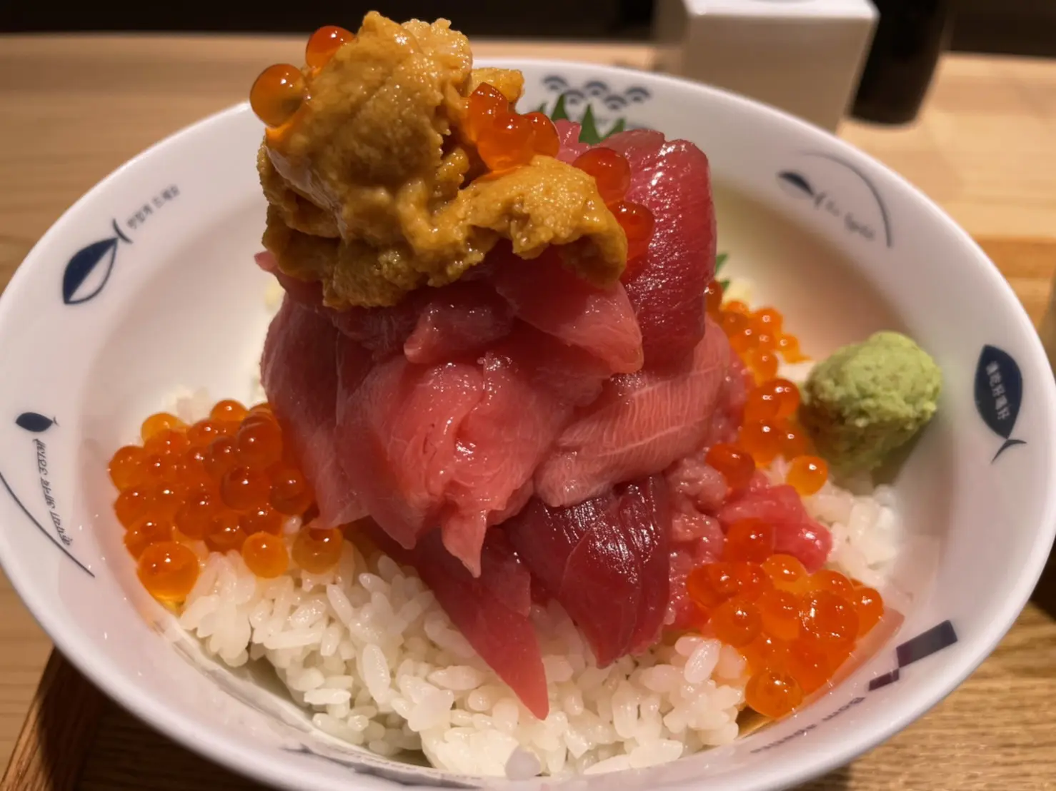 10 POPULAR SEAFOOD BOWL LUNCHES IN TOKYO TSUKIJI - Tsukiji Sabuchan Lunch  in Tsukiji