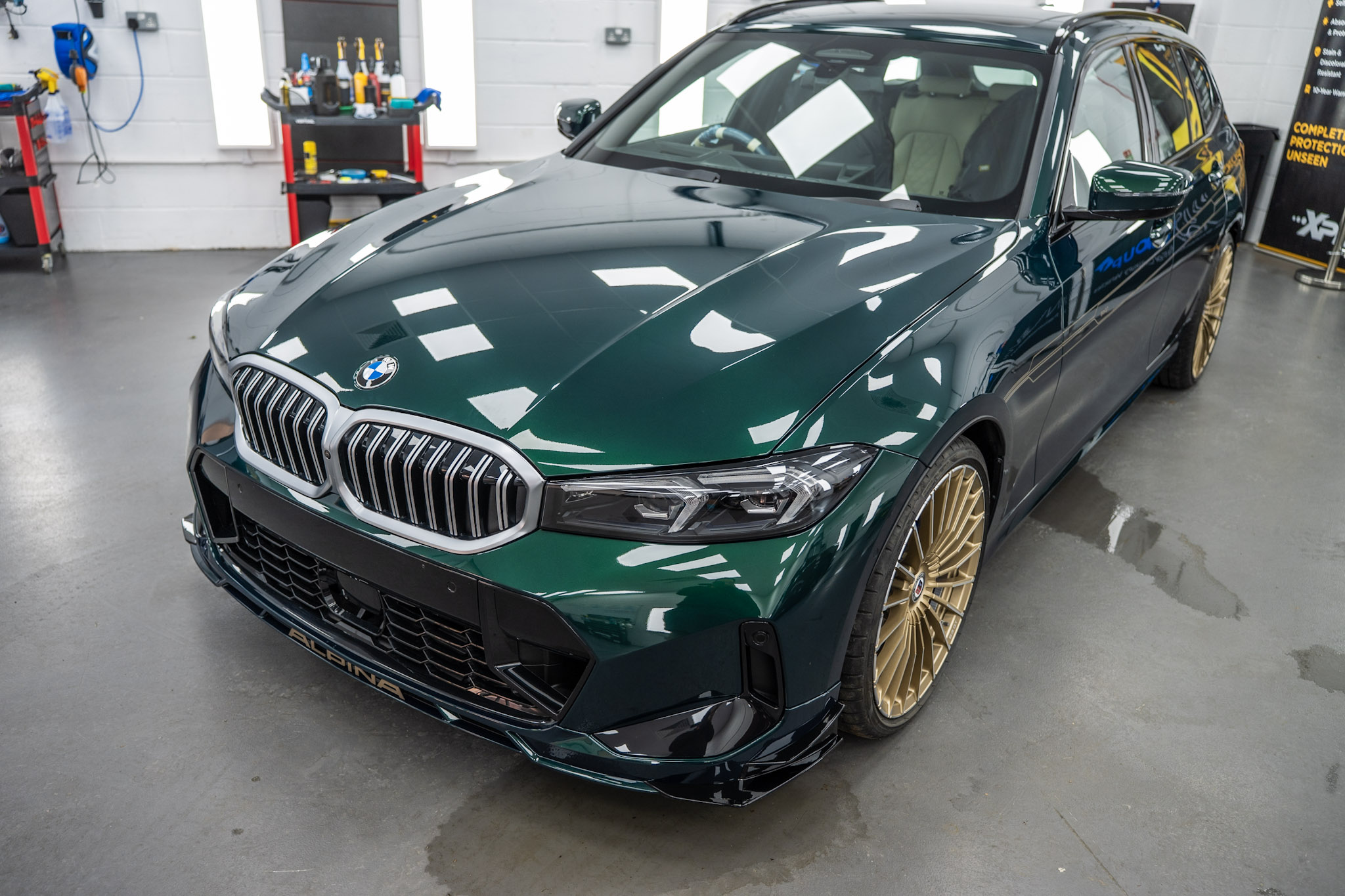 Total protection for an absolute stunner!