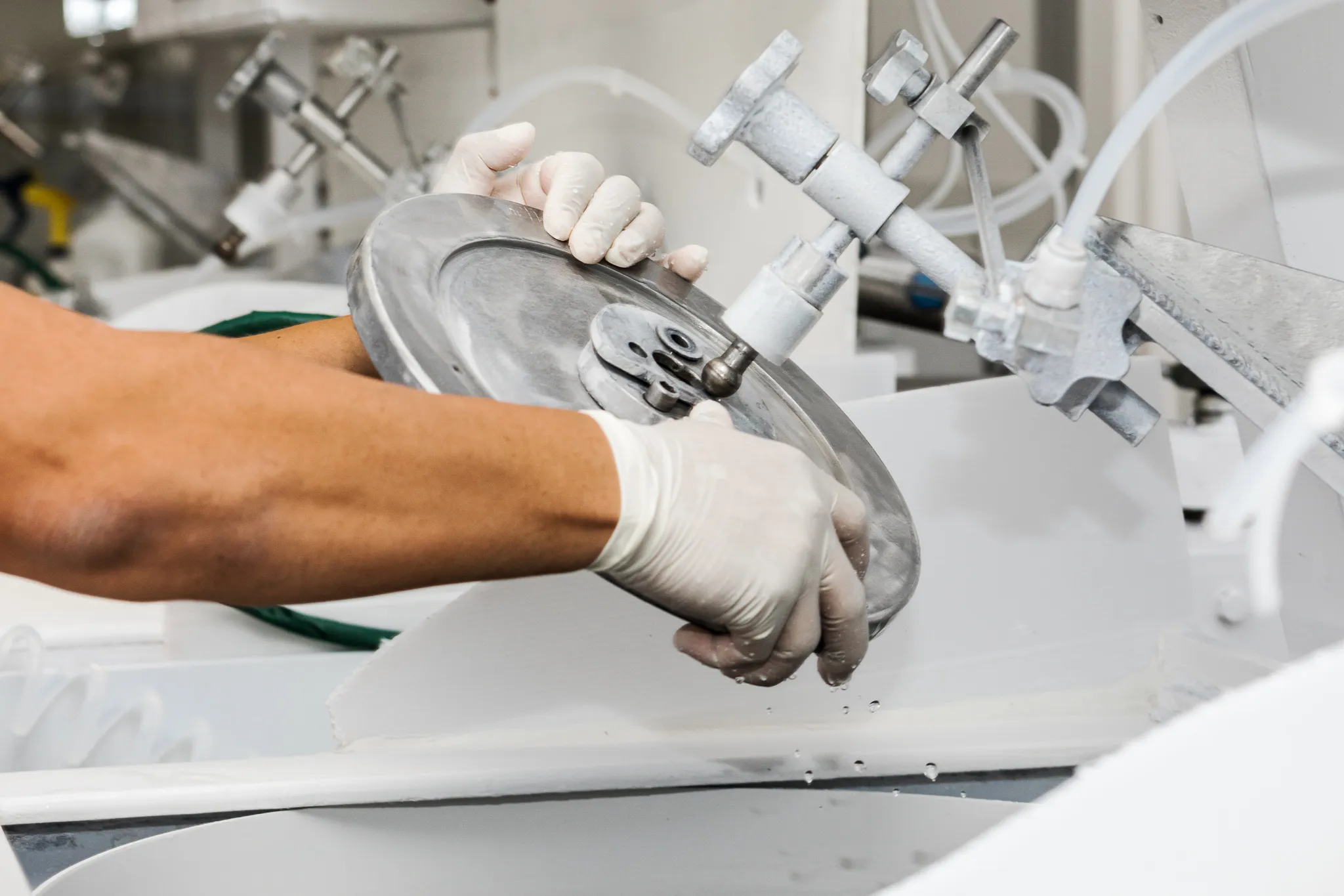 Silicon prices depends on many factors