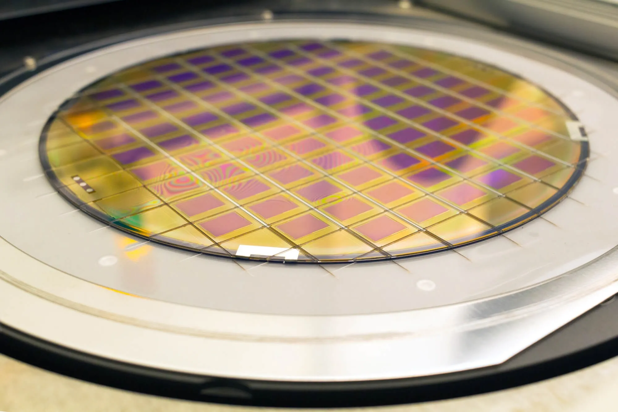 Quality controlling germanium wafer for storage