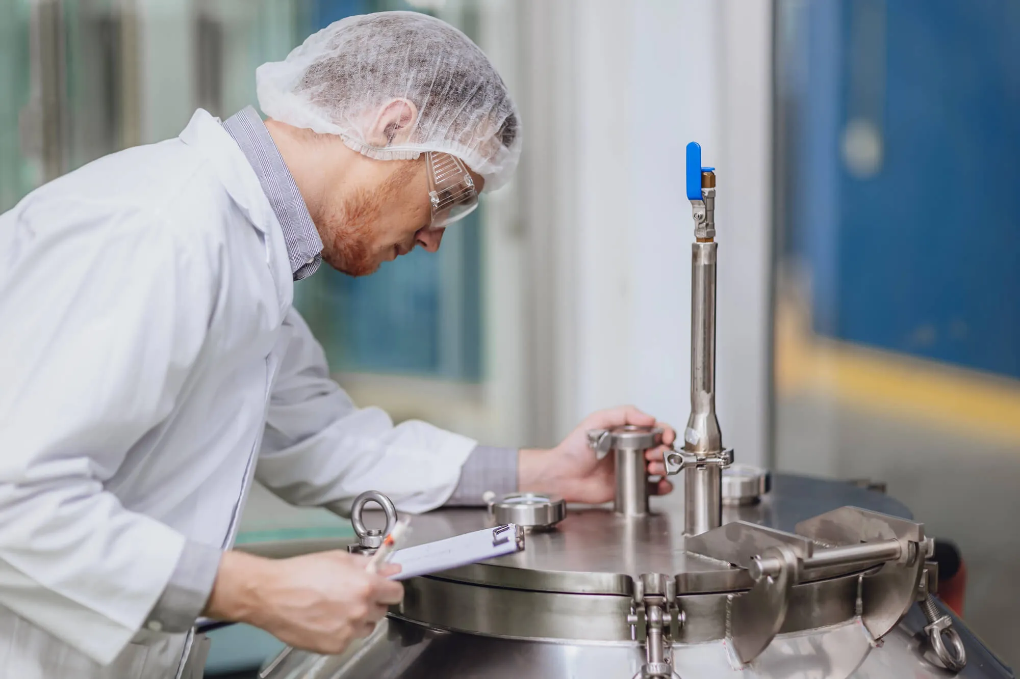 What Are the Clean Room Protocols USed in Silicon Wafer Processing