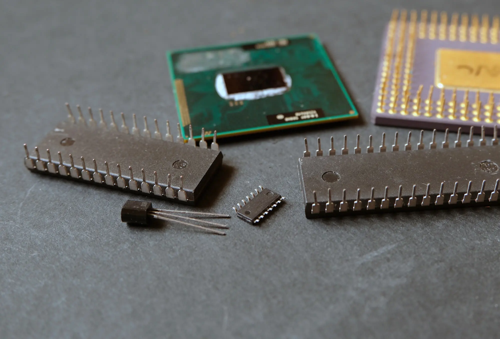 How-CPUs-Are-Made-From-a-Double-Side-Polish-Wafer