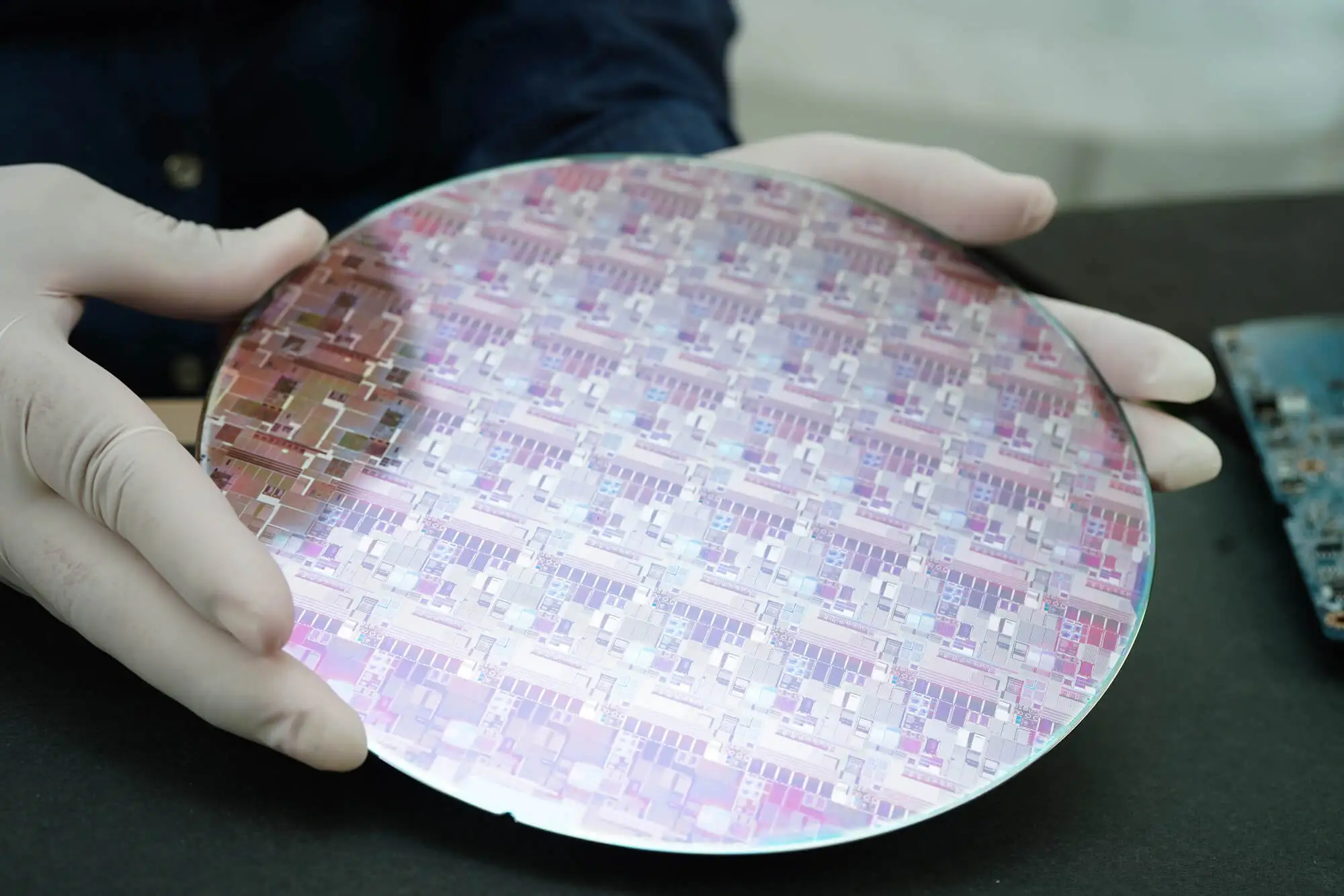 Comparing LPCVD vs MOCVD vs MBE in Wafer Manufacturing