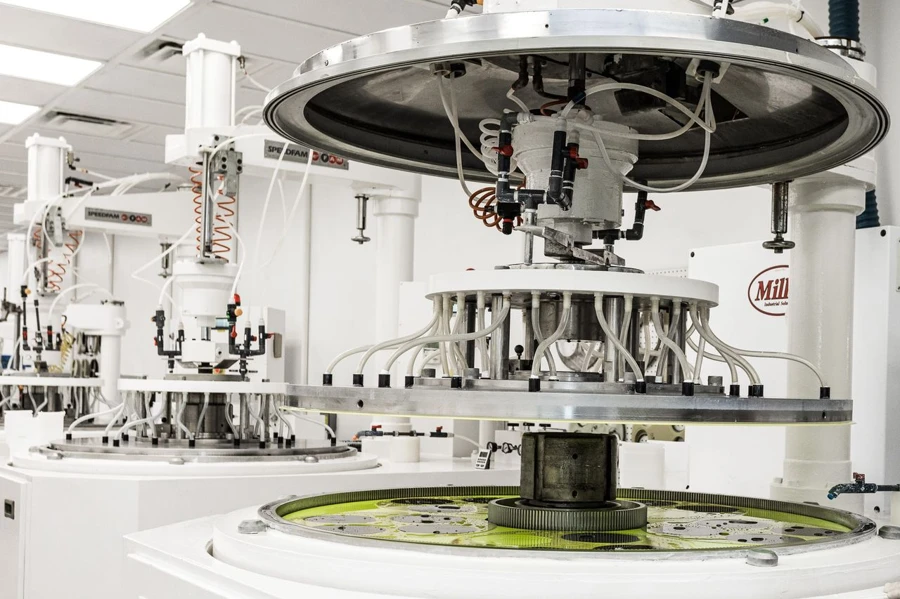 industrial-silicon-wafer-processing-machinery