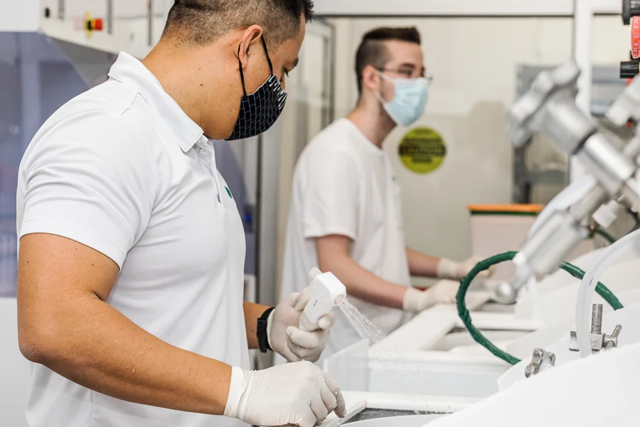 silicon-prices-technicians-monitoring-silicon-wafer-processing