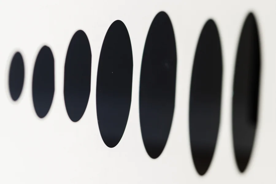 thin-silicon-wafers-various-diameter-silicon-wafer-samples