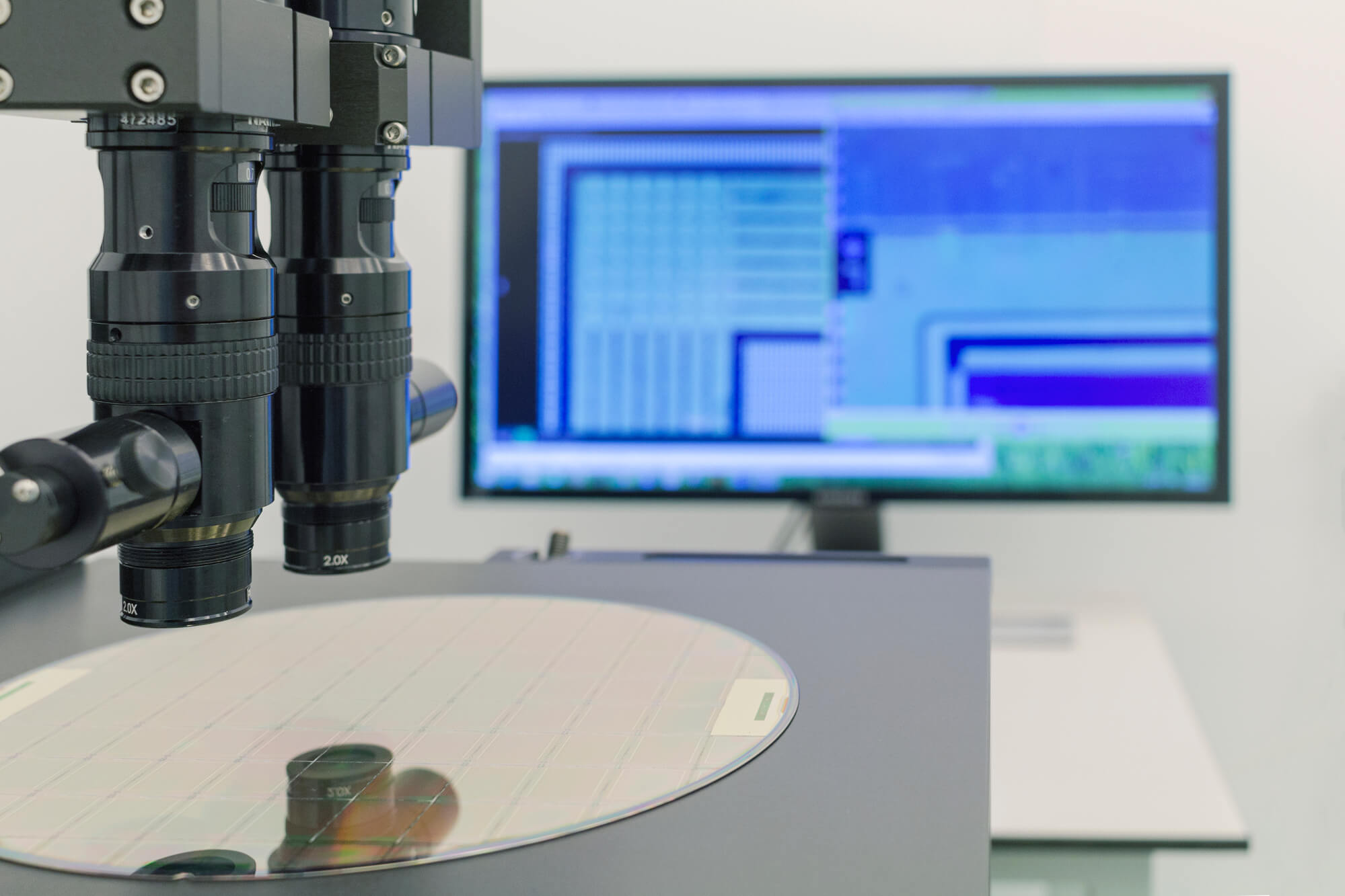 Silicon Wafer Manufacturing on machine process examining