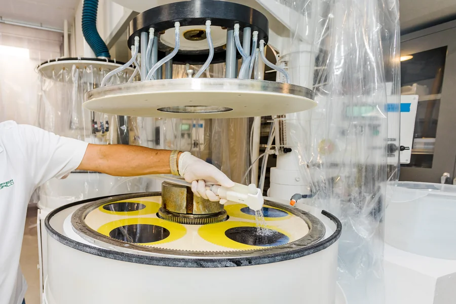 gaas-wafer-polishing-machine-processing-gallium-arsenide-wafers